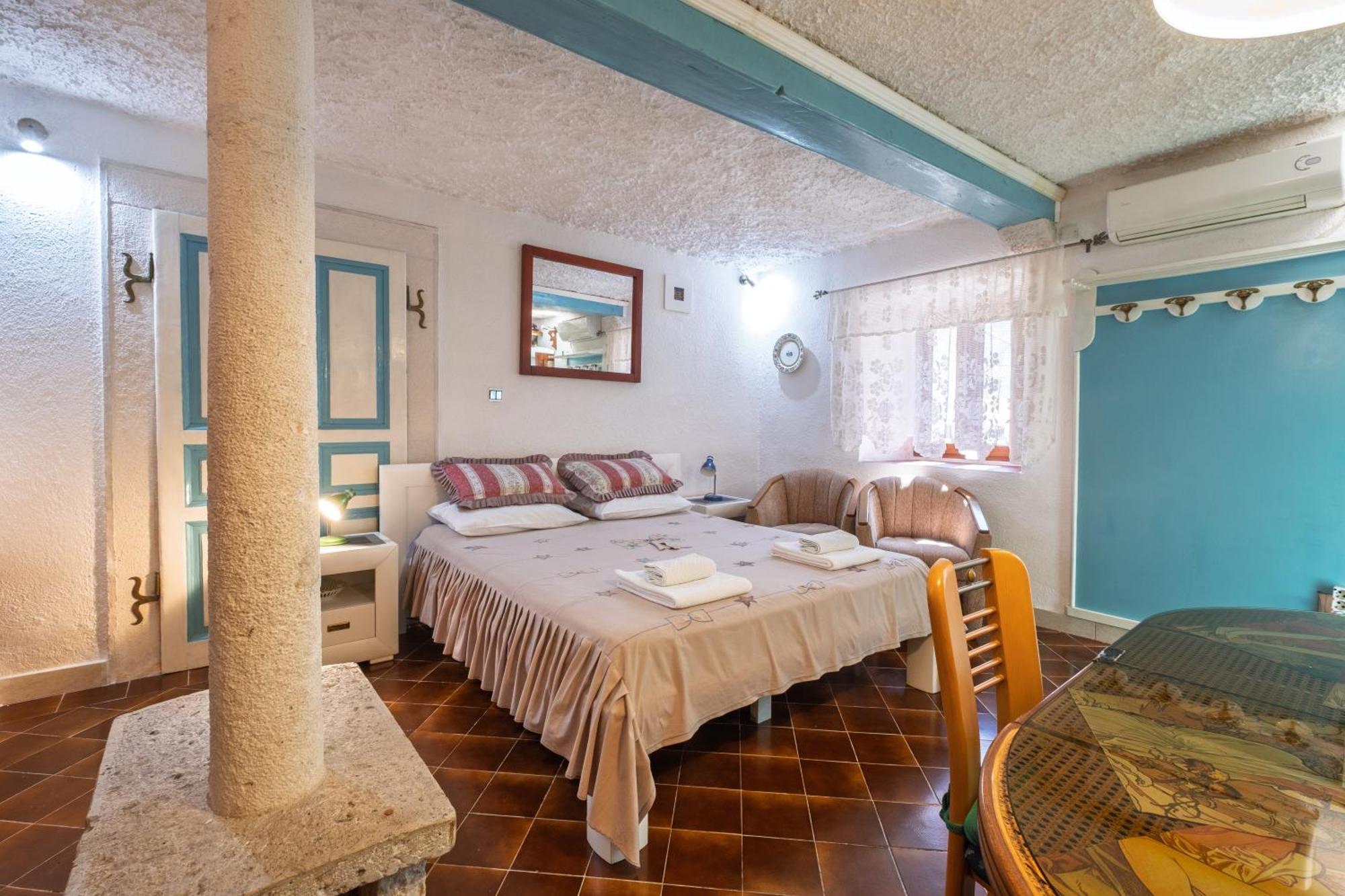 Bluemarine Rooms & Apartments Пераст Экстерьер фото