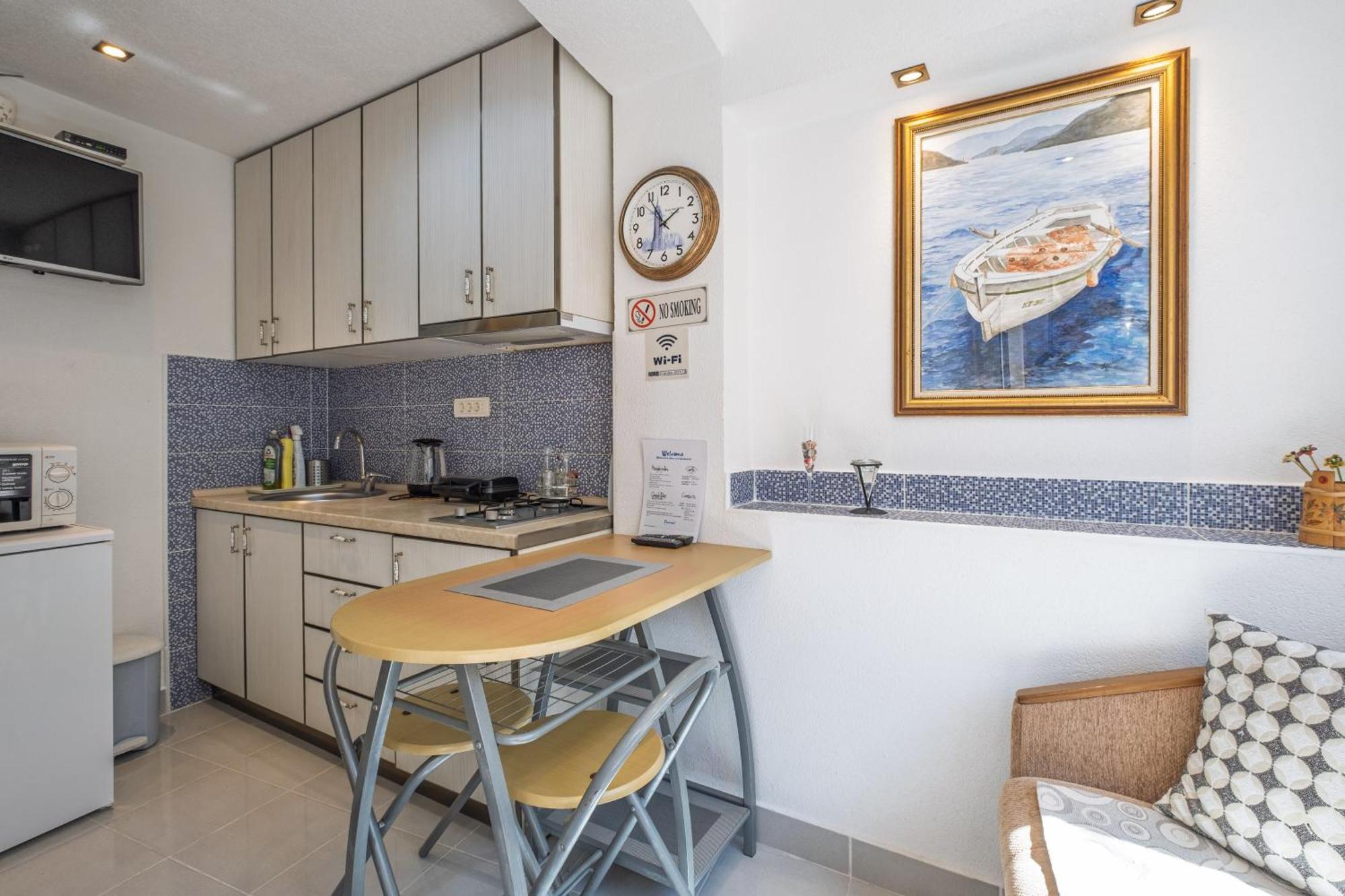 Bluemarine Rooms & Apartments Пераст Экстерьер фото