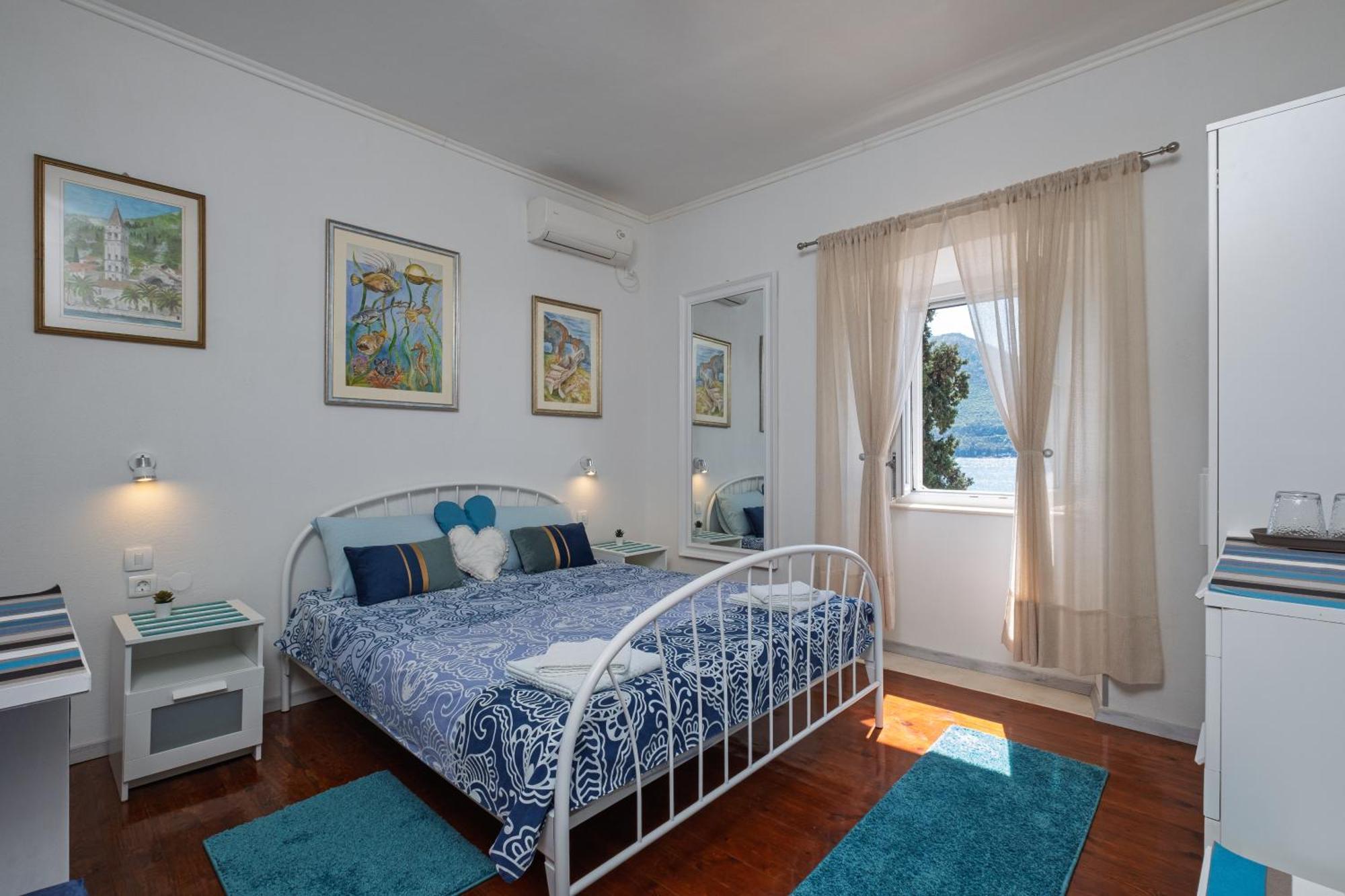 Bluemarine Rooms & Apartments Пераст Экстерьер фото
